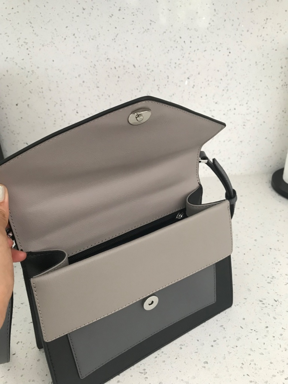 MICHAEL KORKS LUDLOW purse - Picture 6 of 7